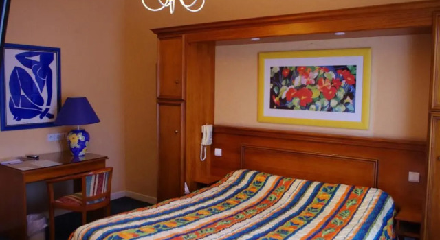 Номер Standard Logis Hôtel & Restaurant - Le Mouton Blanc