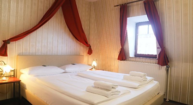 Номер Standard Hotel Schwarzer Adler