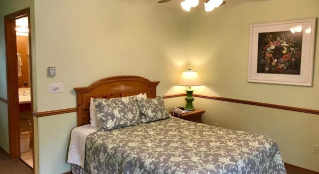 Двухместный номер Standard с видом на сад Bay Breeze Resort