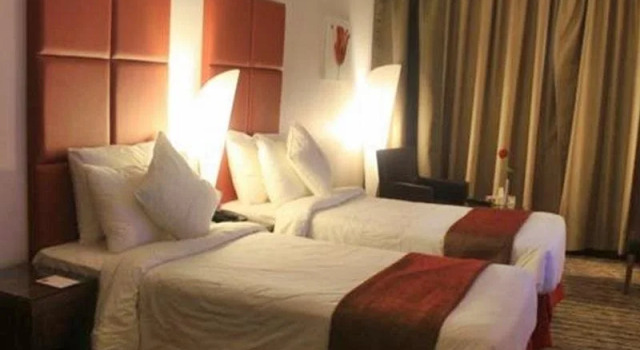 Al Isra CROM Hotel, Забронировать Отель Бизнес-отели Медины, рядом с Ворота Али ибн Абу Талиба в мечети Пророка, 4* 5*