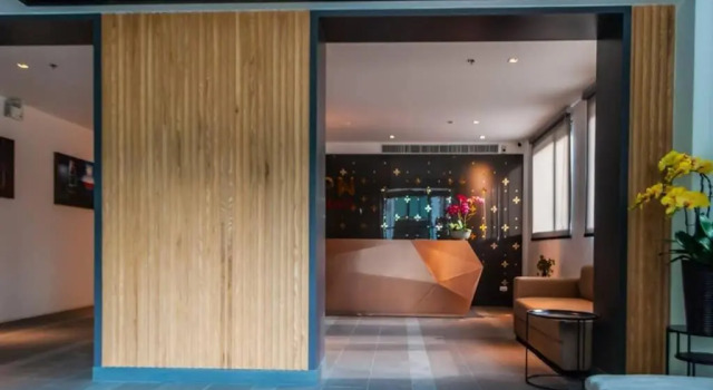 Апартаменты 1BR Mountain/Pool View at Central festival mall.