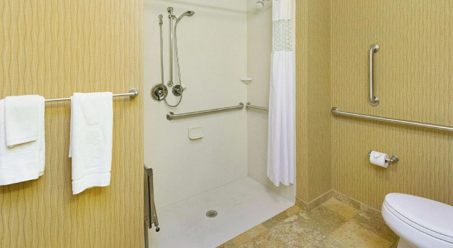 Четырёхместный номер Standard Hampton Inn Waynesburg