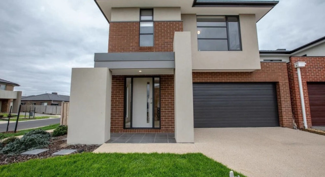 108spacious Point Cook Estate4br2btdoublegarage, Book Hotel Hotels in Point Cook with Parking, Parking