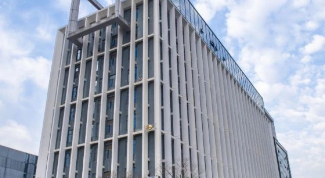 Yangzhou Yihe Hotel (Jinghuacheng guozhanzhongxin Train station)), Prenota Hotel Yangzhou Jiangsu