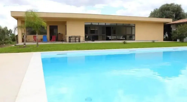 Comfortable Holiday Home in Solarino with Garden, Book Hotel Hotels in Sicily with a Pool, Swimming Pool