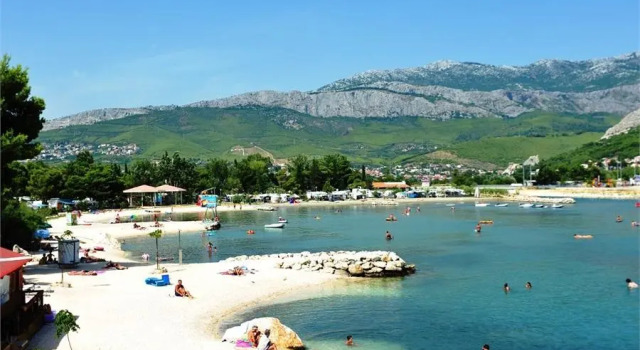 Apartment Olive tree, Rezerwuj Apartament Hotele w Split-Dalmatia County z parkingiem, Parking