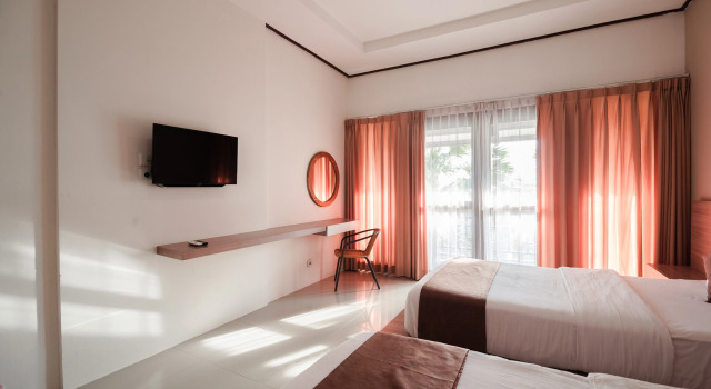 Deluxe pokoj Surya Kencana Seaside Hotel