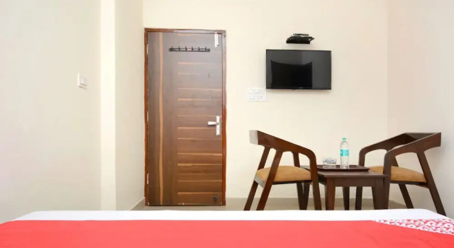 Hotel Ozas Grand by OYO Rooms