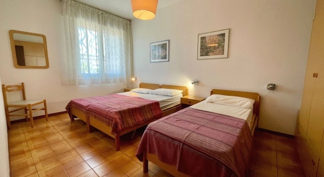 Spacious Apartment for six Guests, Book Lejlighed Hoteller i Friuli Venezia Giulia med parkering, Parkering