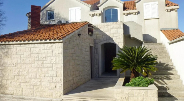 Apartments Burin