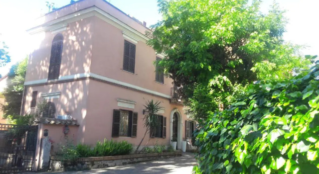 Borghetto San Pio V, Boek Hotel Hotels in Lazio met parkeren, Parkeren