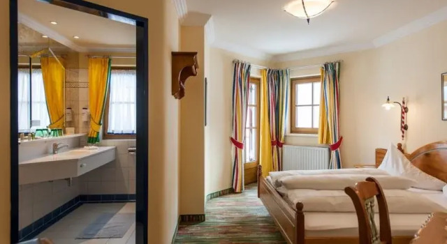 Peakini Klubhaus, Rezerwuj Hotel Obertauern Salzburg, w pobliżu Angerbahn