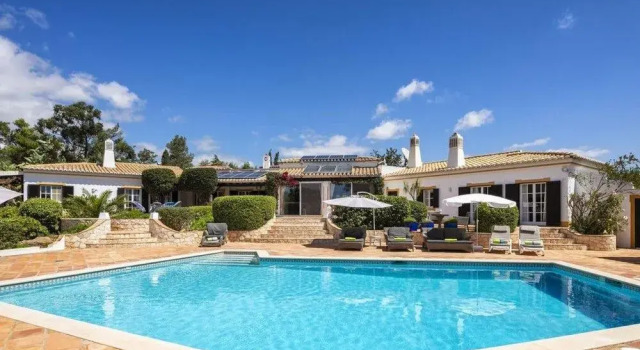 Quinta Da Brisa In Mexilhoeira Grande
