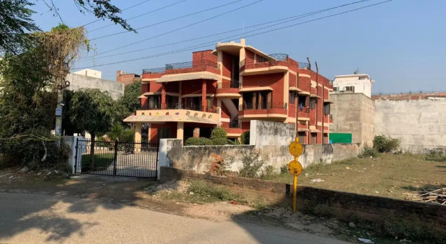 Апартаменты Krimson Bricks Homestay
