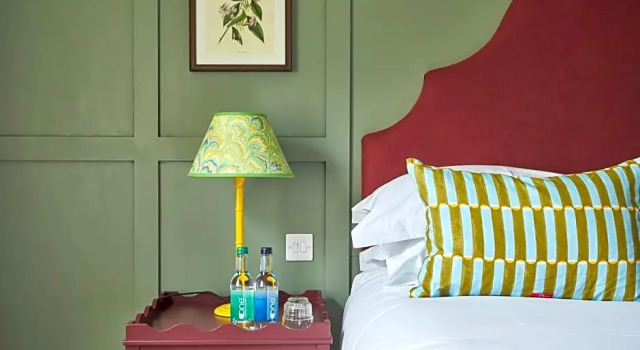 Семейный номер Standard Mercure Newbury Elcot Park Hotel
