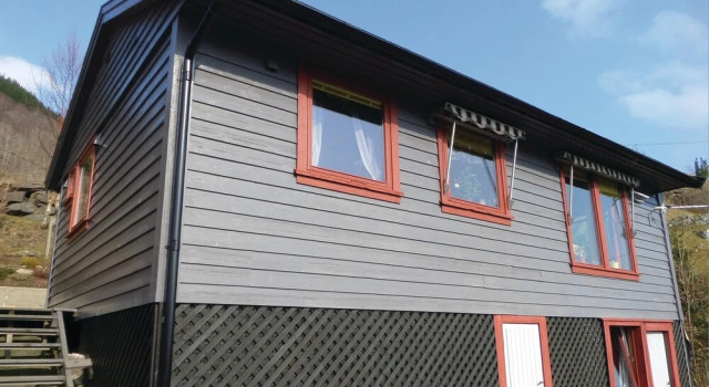 Nice Home in Steinstø With 2 Bedrooms and Wifi, Rezerwuj Hotel Hotele w Kvam z parkingiem, Parking
