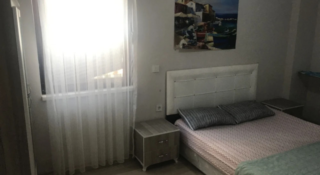 Happy Hotel