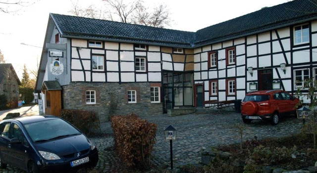 Gästehaus Zum Stehling, Забронировать Отель Бизнес-отели Айфель, 4* 5*