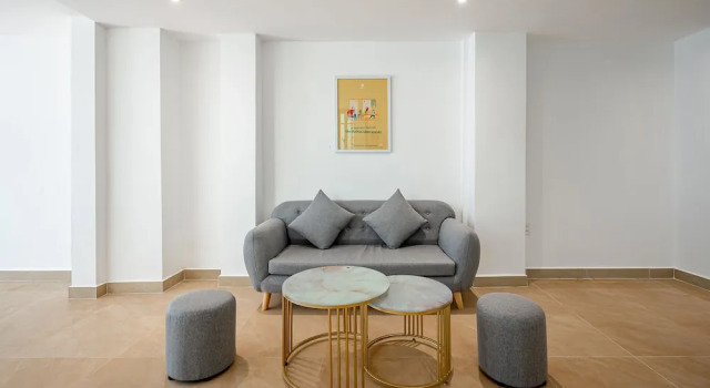 Cozrum Homes - Autumn House, Забронировать Апарт-отель Апарт-отели Хошимина, рядом с Зоопарк и ботанический сад Хошимина, Апарт-отель