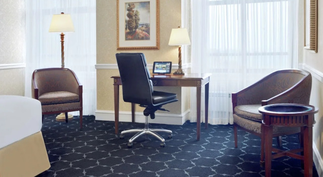Двухместный номер Dual European с видом на озеро The Drake Hotel