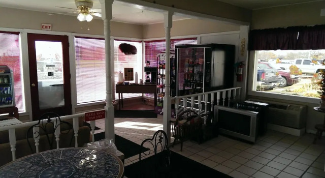 Willard Country Inn, Varaa Mini-hotelli Shelby Ohio