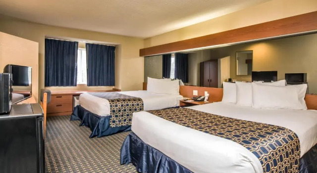 Четырёхместный номер Standard Microtel Inn & Suites Leesburg
