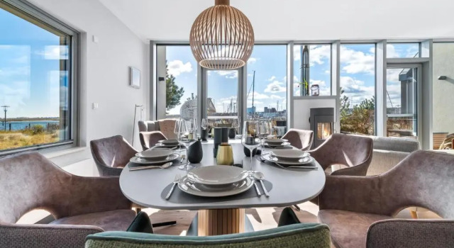 Ostsee - Reetdachhaus Nr 45 "Graswarder" im Strand Resort, Забронировать Курортный отель Курортные отели Хайлигенхафен, Курортный отель