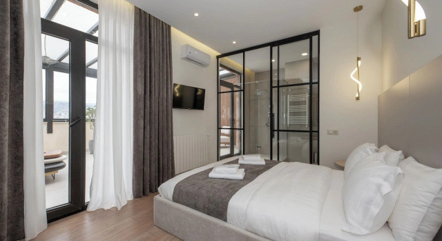 Номер Luxury с балконом Terrace 17 by Doors