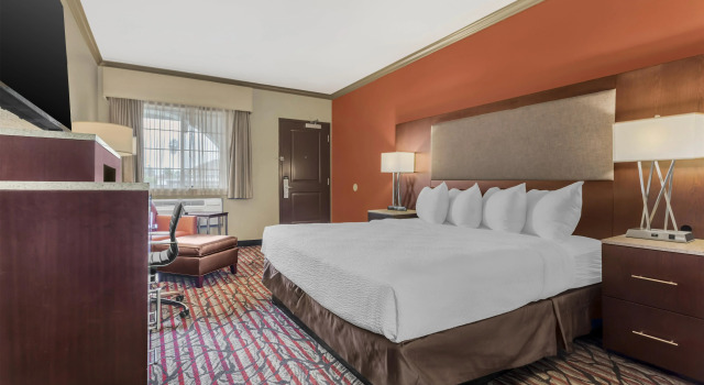 Best Western Plus Brookside Inn