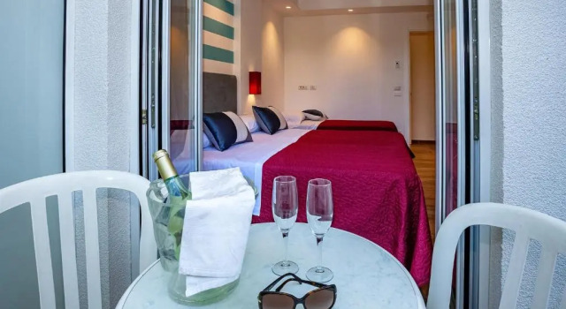 Трёхместный номер Standard Hotel Angelina