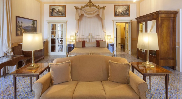 Люкс Pavarotti с 2 комнатами Grand Hotel Excelsior Vittoria