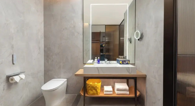 Четырёхместный номер Standard voco Zhoushan Putuo by IHG