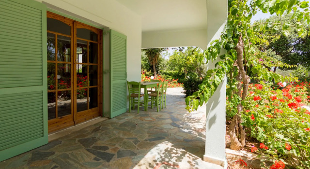 Вилла с 4 комнатами с видом на море Athena Villas Olive Grove & Estate
