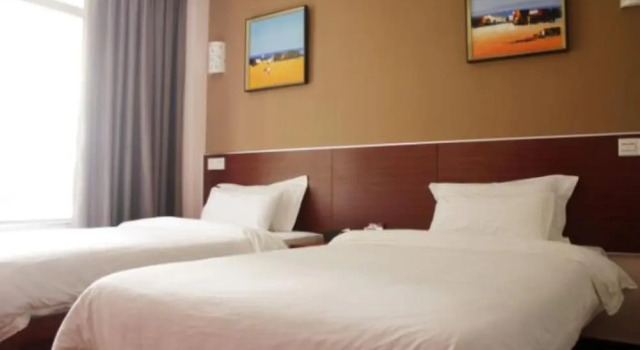 Hanyong Hotel Shenzhen Fenghuang, Rezerwuj Hotel Hotele w Shenzhen z parkingiem, Parking