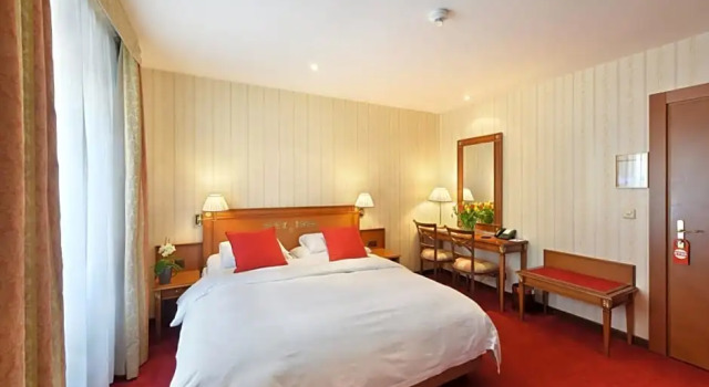 Номер Economy Golf Hotel René Capt