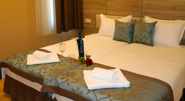 Garden Guest House, Prenota Affittacamere Hotel economici a Blagoevgrad