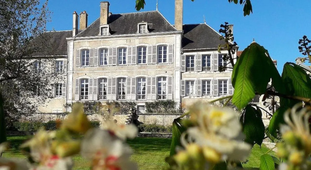 Une maison de famille, Prenota Hotel Chaource 