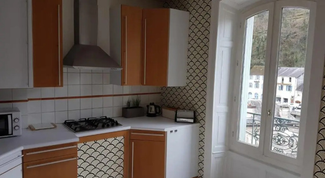 Апартаменты Tulle : bel appartement lumineux en centre ville
