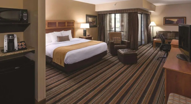 Люкс Wyndham Bloomington - Mall of America
