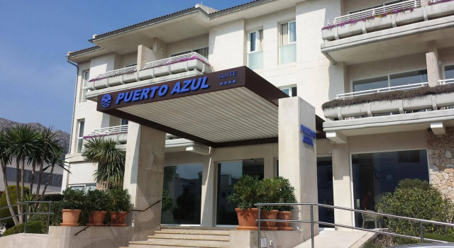 Puerto Azul Suite Hotel