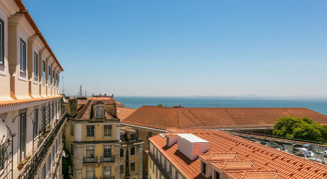 Almaria Edifício da Corte, Забронировать Апарт-отель Апарт-отели Лиссабона, рядом с Смотровая площадка Санта-Катарина, Апарт-отель