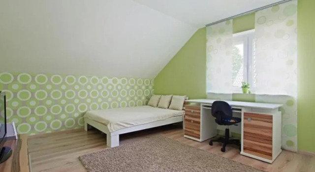 ID 4945 - Private Rooms