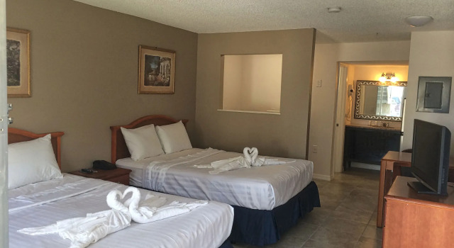 Lantern Inn & Suites - Sarasota, Prenota Hotel Whitfield Estates Florida