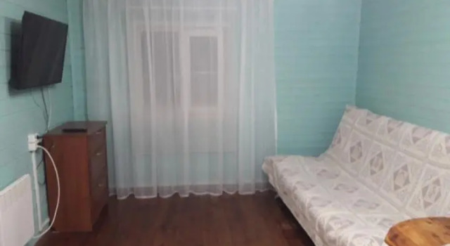 Домик у озера