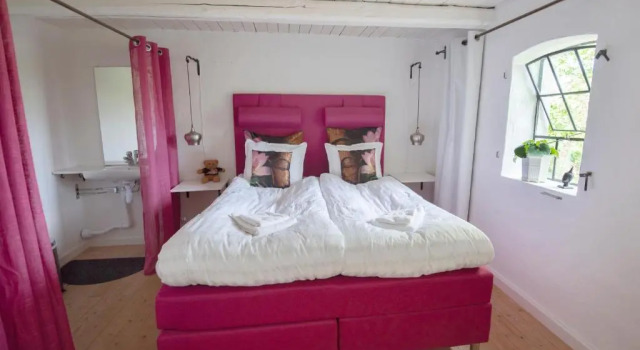 4B Österlen Bed & Breakfast, Book Bed and Breakfast Tomelilla 