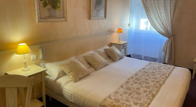 Номер Superior Le Grand Hôtel