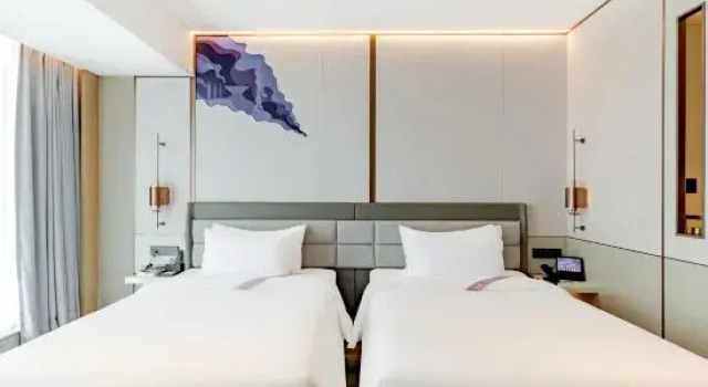 Suite Elong  Hotel