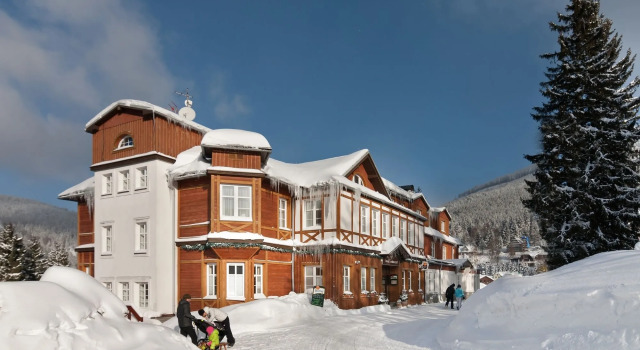 Hotel Sněžka, Забронировать Отель СПА-отели Шпиндлерув-Млин, рядом с Ski Areál Svatý Petr, SPA-услуги