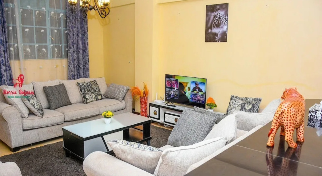 Апартаменты Business Lux Suites Fox Hills Apartments Nanyuki