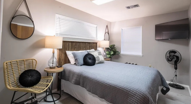 RIVER ROSE - 3 Br Home